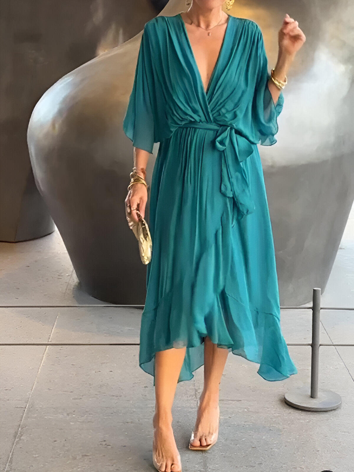 Jade | Robe en chiffon à encolure en v